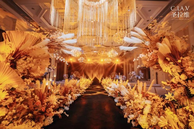 婚礼堂发布：《独宠》取景地！上海圣拉维「凡尔赛花园」  第1张