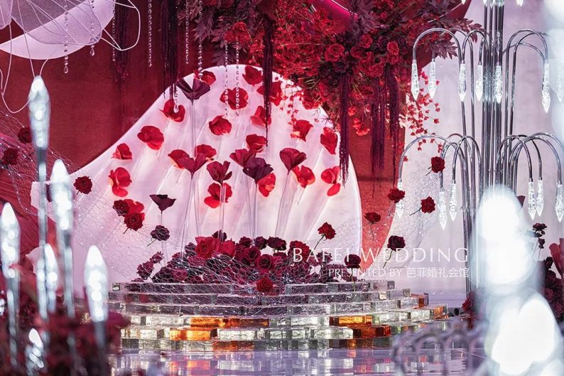 婚礼堂发布：成渝芭菲婚礼会馆全新宴会厅设计解读  第5张