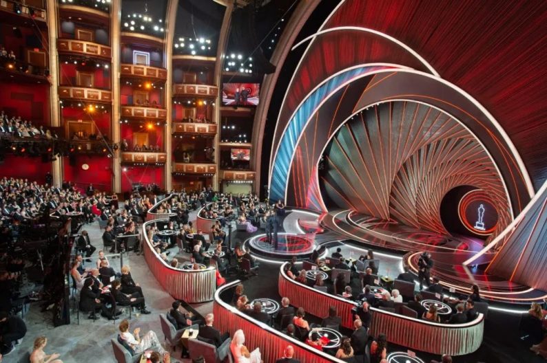 2022奥斯卡舞台设计解读  第12张